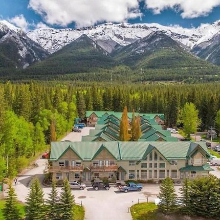 Banff Wood Lodge Canmore Buitenkant foto