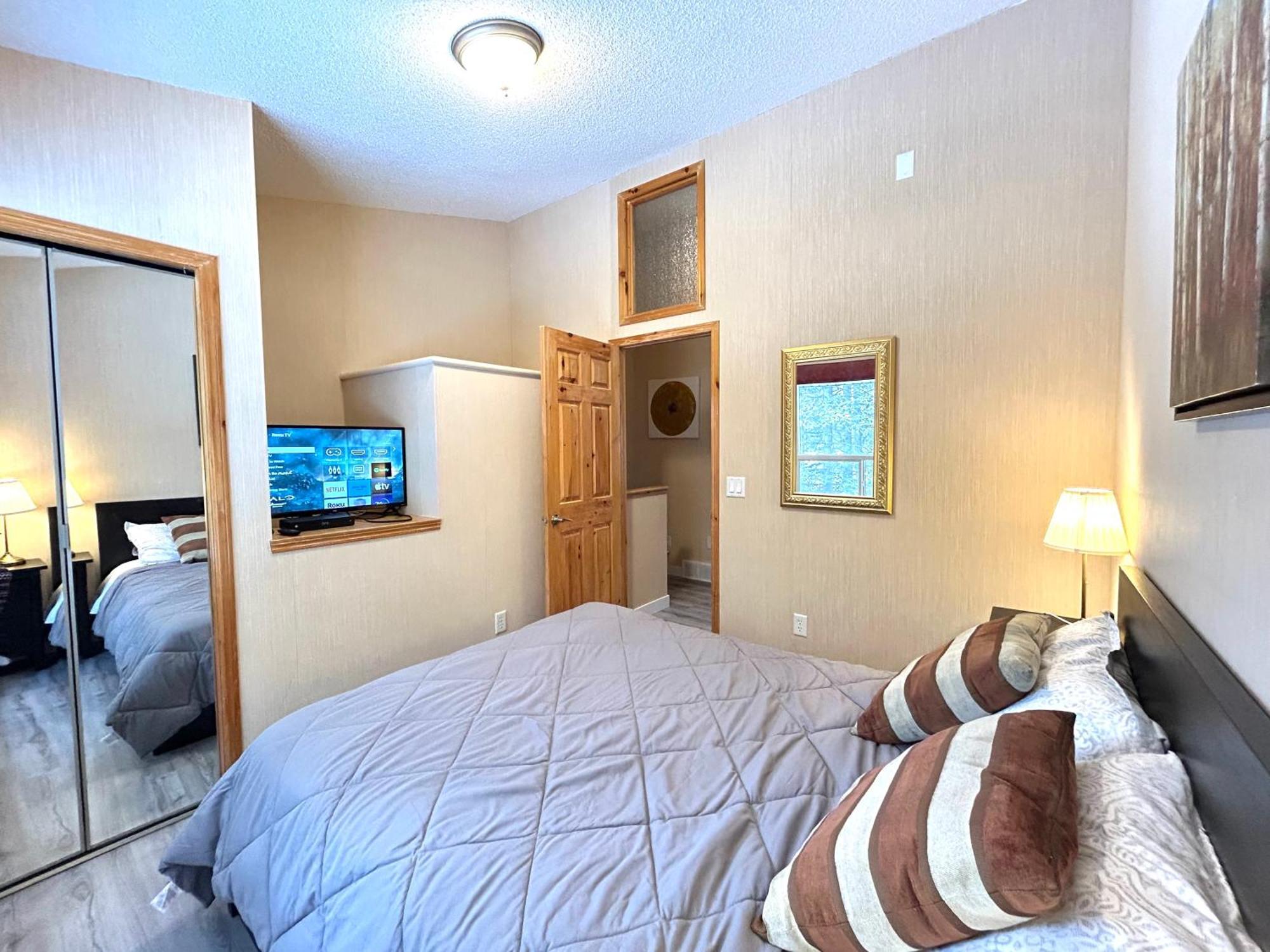 Banff Wood Lodge Canmore Buitenkant foto