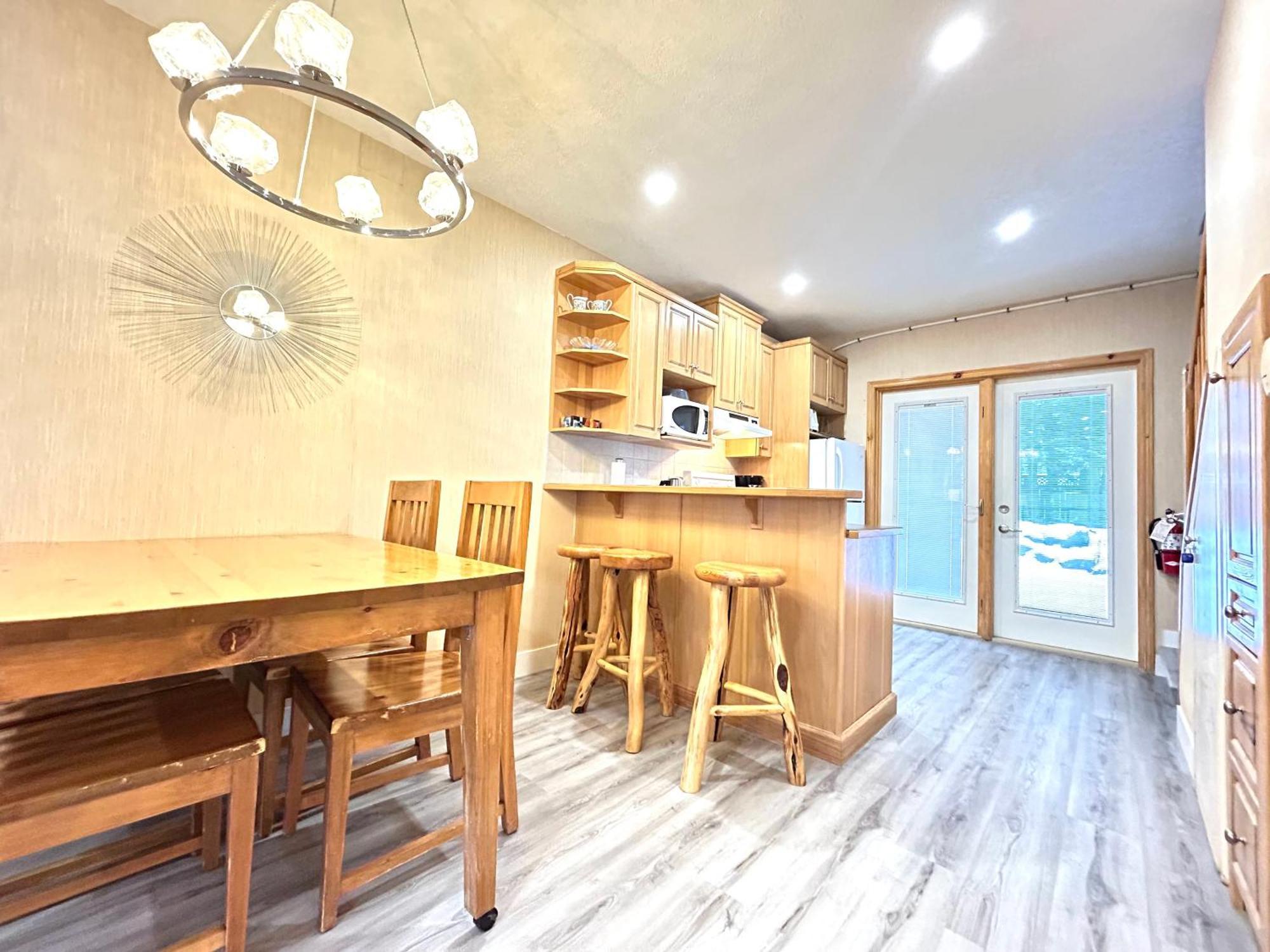 Banff Wood Lodge Canmore Buitenkant foto