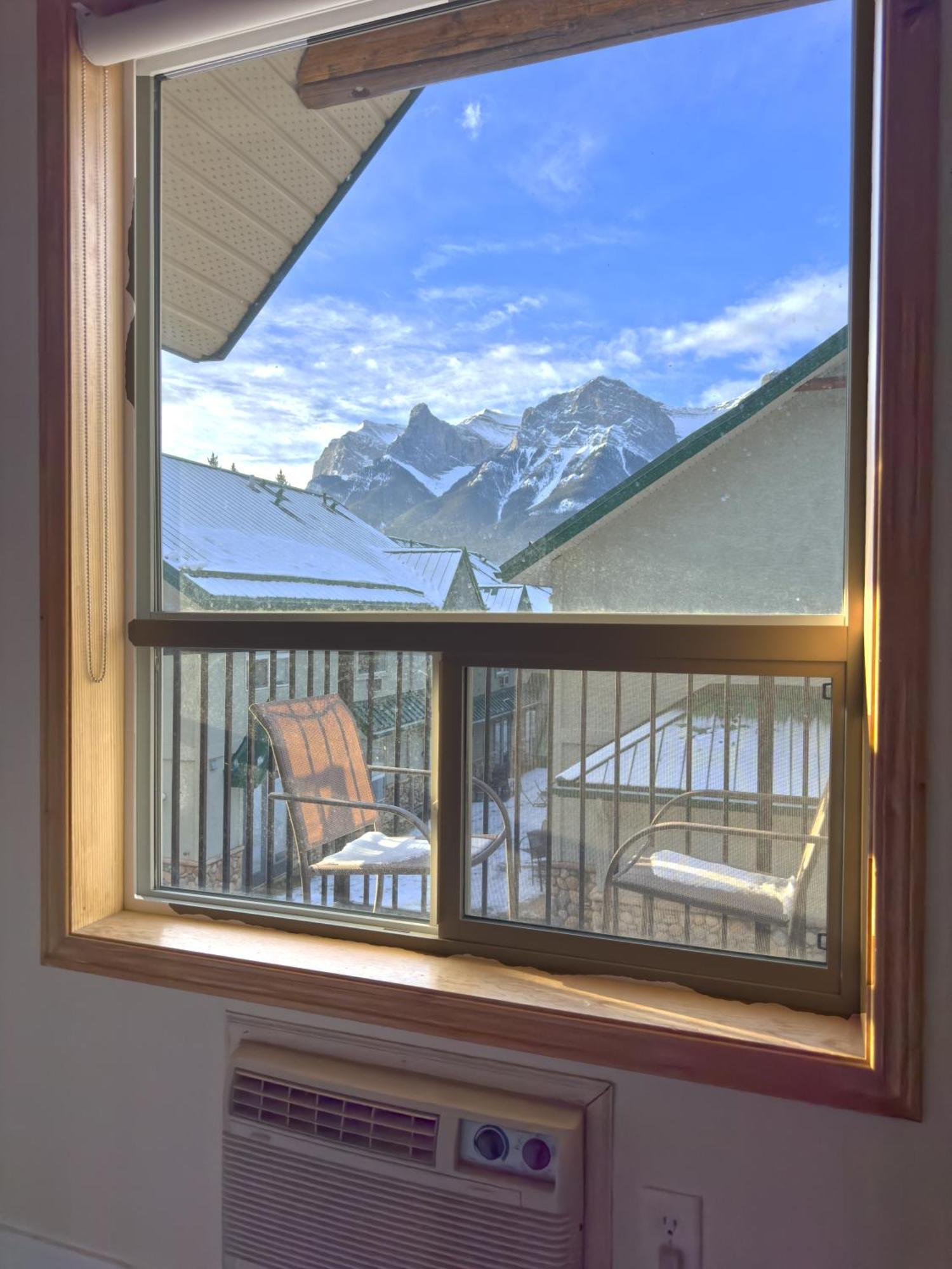 Banff Wood Lodge Canmore Buitenkant foto