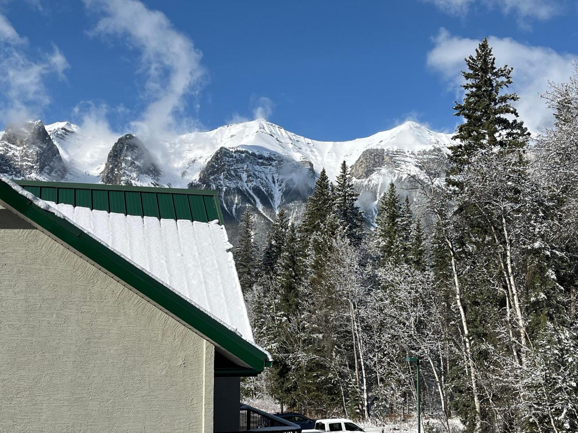 Banff Wood Lodge Canmore Buitenkant foto